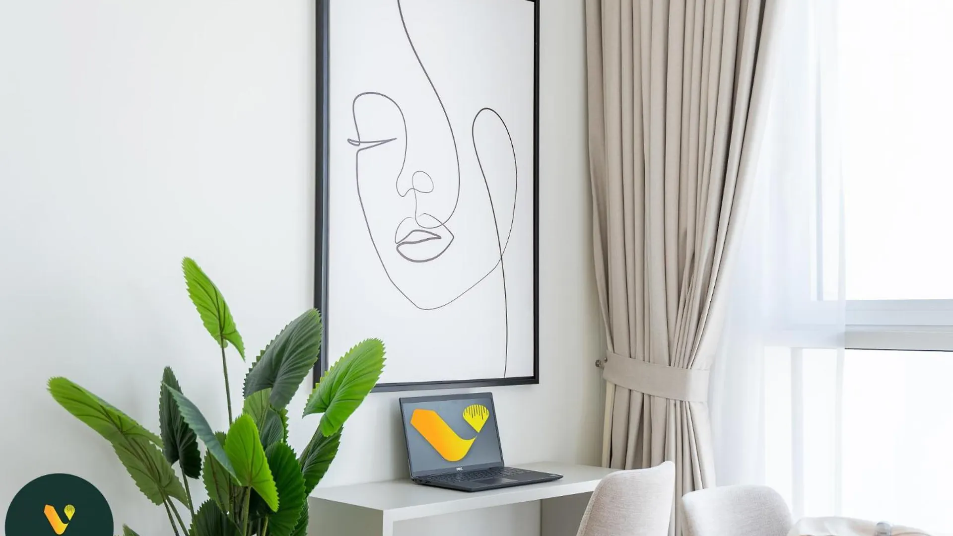 Apartment Vogue Al Wasl 1 Residence West 13Th Floor With Large Balcony For View Of Sheikh Zaid Road And One Za'Abeel Tower And Burj Khalifa, Walkable To Metro With Easy Access To Sheikh Zayed Road & Dubai World Trade Centre