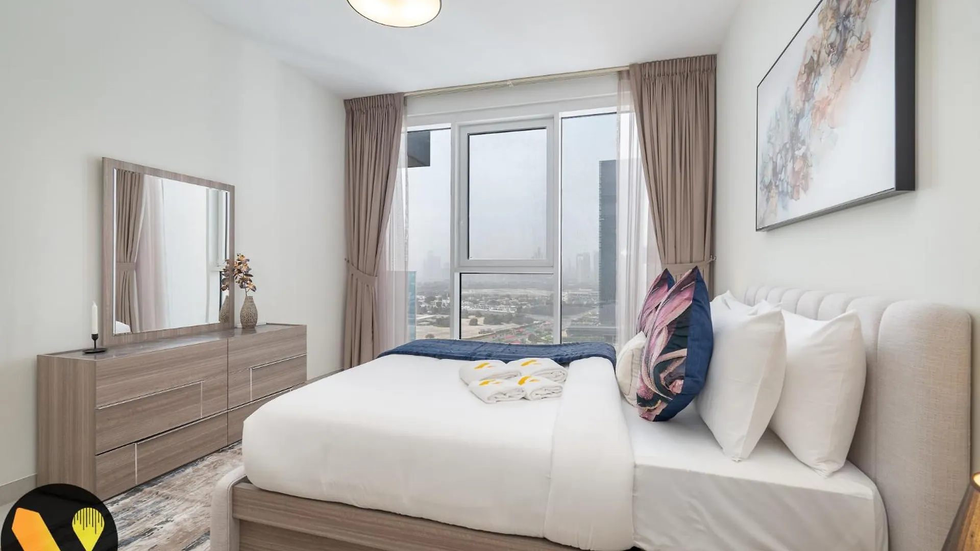 Apartment Vogue Al Wasl 1 Residence West 13Th Floor With Large Balcony For View Of Sheikh Zaid Road And One Za'Abeel Tower And Burj Khalifa, Walkable To Metro With Easy Access To Sheikh Zayed Road & Dubai World Trade Centre United Arab Emirates