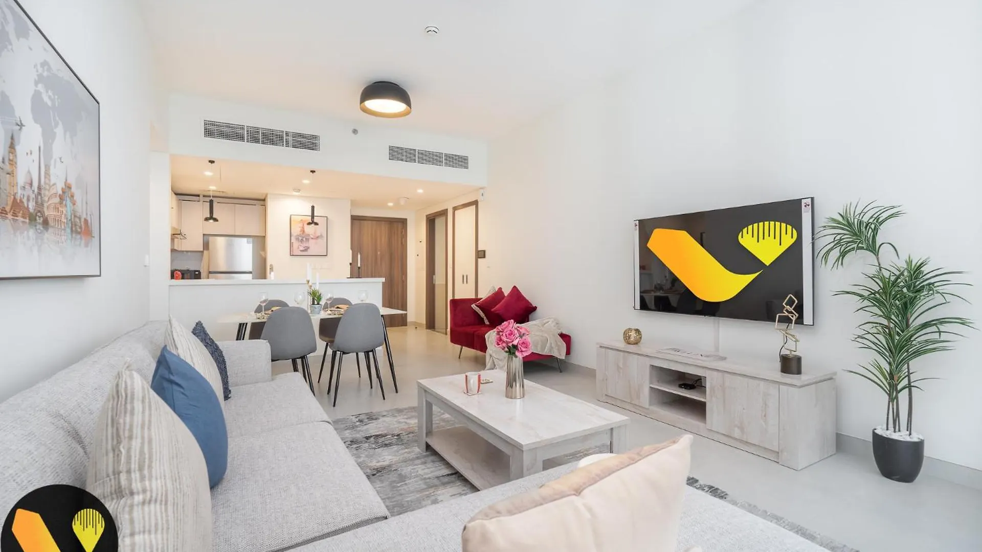 Apartment Vogue Al Wasl 1 Residence West 13Th Floor With Large Balcony For View Of Sheikh Zaid Road And One Za'Abeel Tower And Burj Khalifa, Walkable To Metro With Easy Access To Sheikh Zayed Road & Dubai World Trade Centre