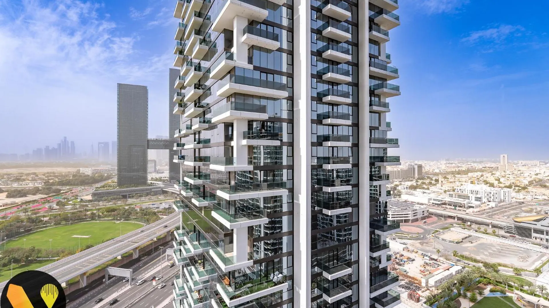 Apartment Vogue Al Wasl 1 Residence West 13Th Floor With Large Balcony For View Of Sheikh Zaid Road And One Za'Abeel Tower And Burj Khalifa, Walkable To Metro With Easy Access To Sheikh Zayed Road & Dubai World Trade Centre United Arab Emirates