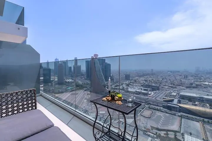 Vogue Al Wasl 1 Residence West 13Th Floor With Large Balcony For View Of Sheikh Zaid Road And One Za'Abeel Tower And Burj Khalifa, Walkable To Metro With Easy Access To Sheikh Zayed Road & Dubai World Trade Centre 0*,